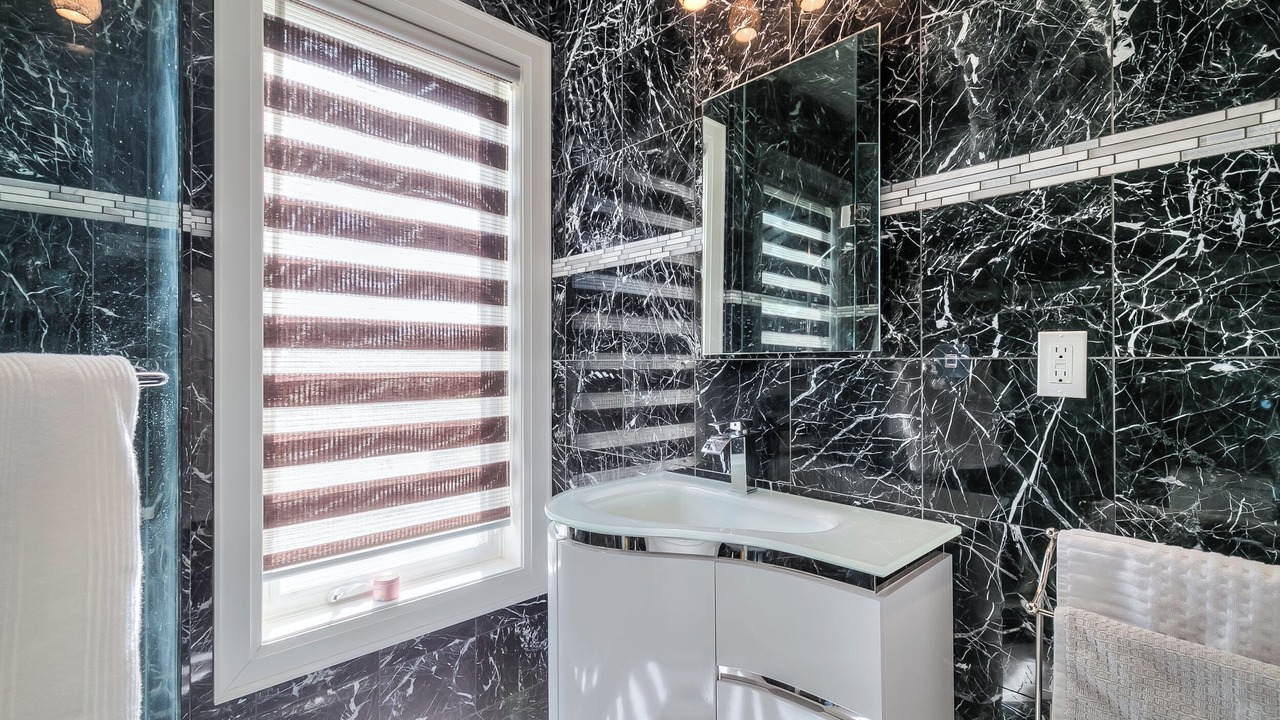 Photo of Bathroom in King City
