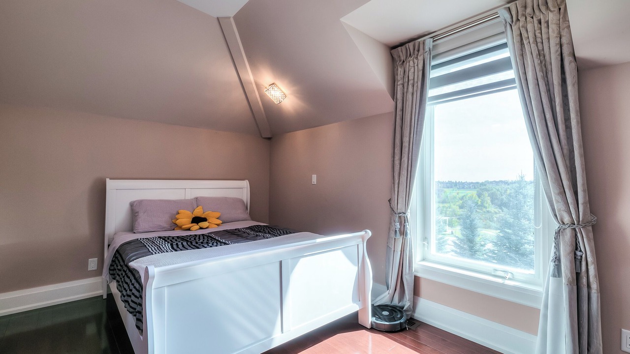 Photo of Bedroom in King City