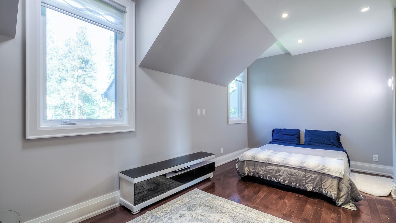 Photo of Bedroom in King City