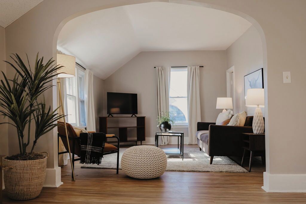 Photo of Livingroom in St. Charles
