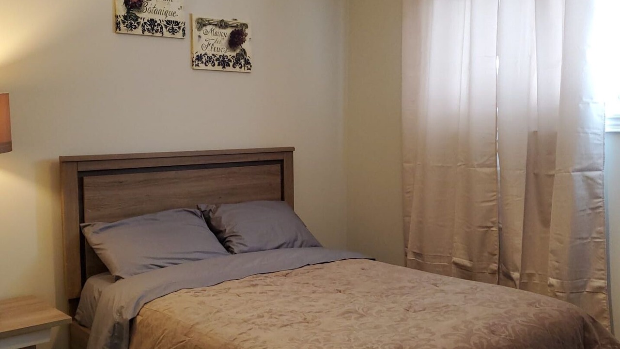 Photo of Bedroom in Caledon