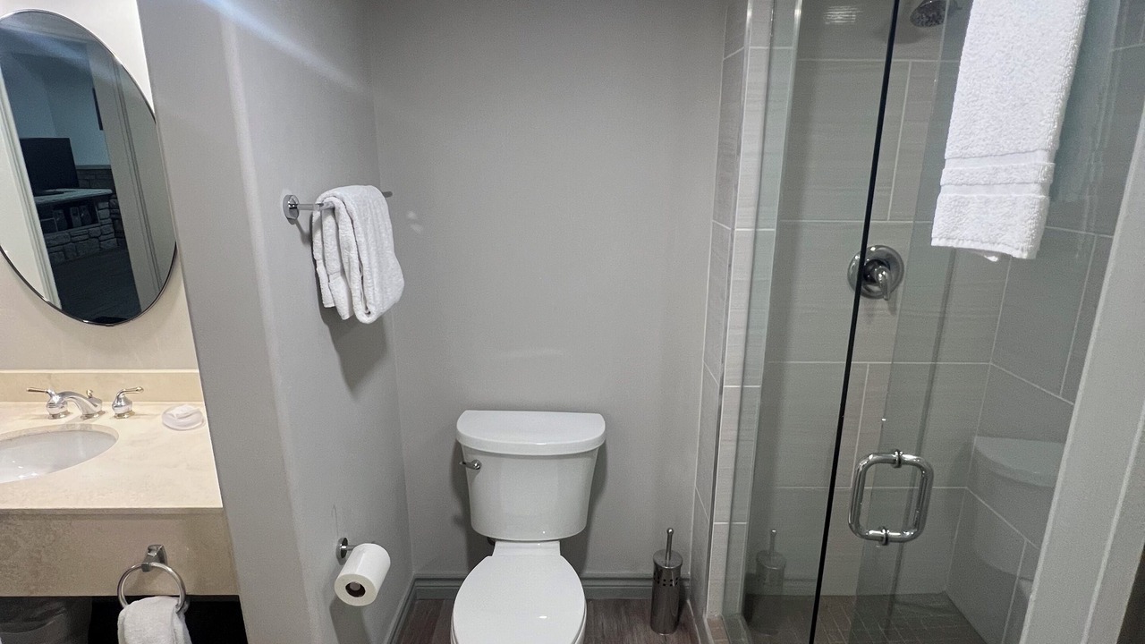 Photo of Bathroom in Oro-Medonte
