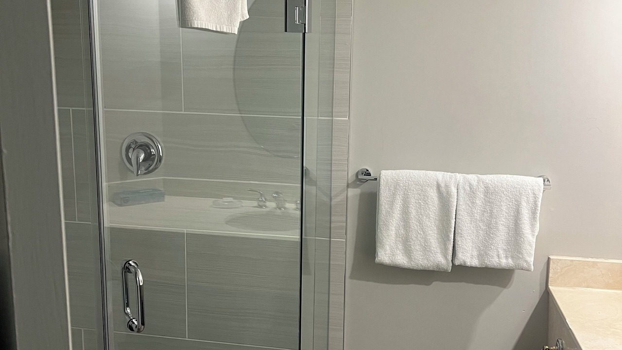 Photo of Bathroom in Oro-Medonte