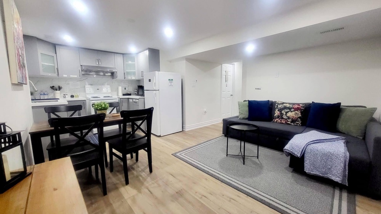 Photo of Livingroom in Fairview