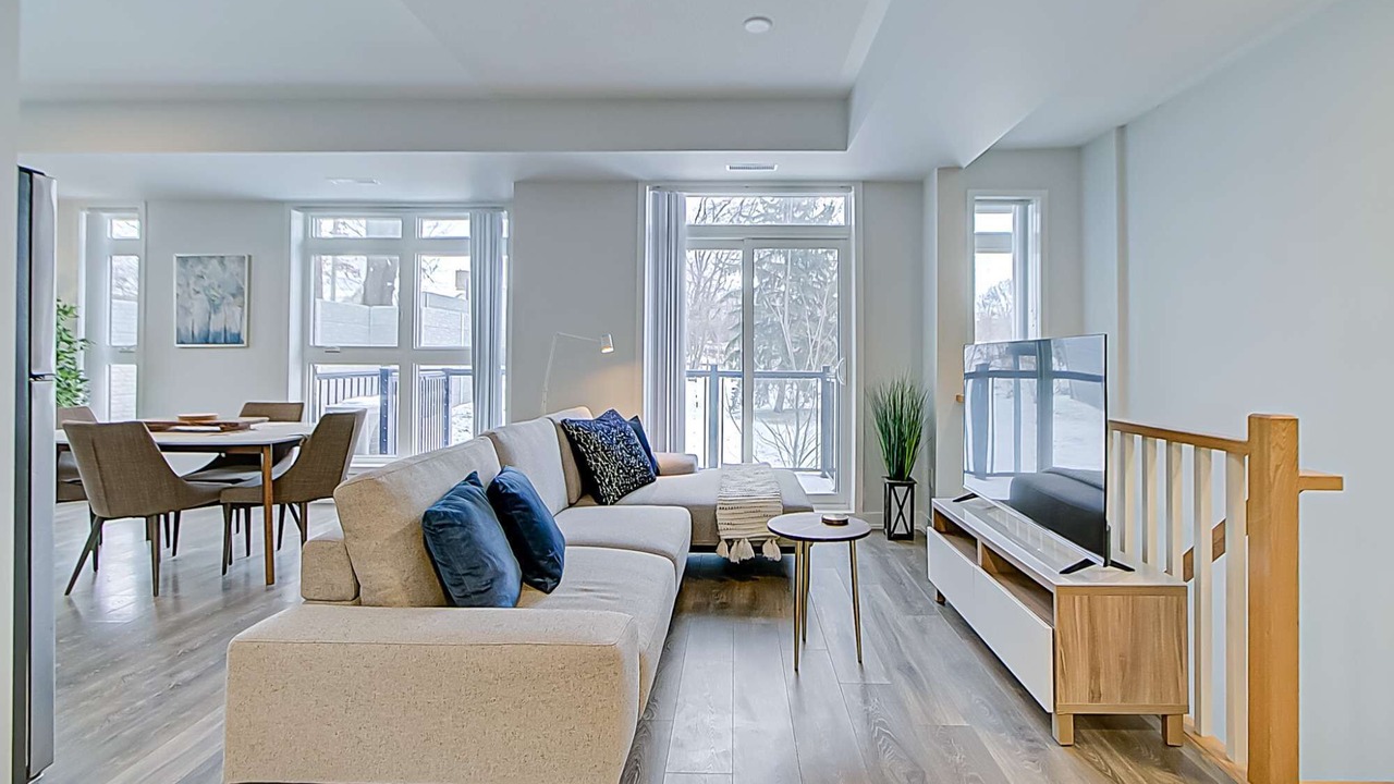 Photo of Livingroom in Toronto