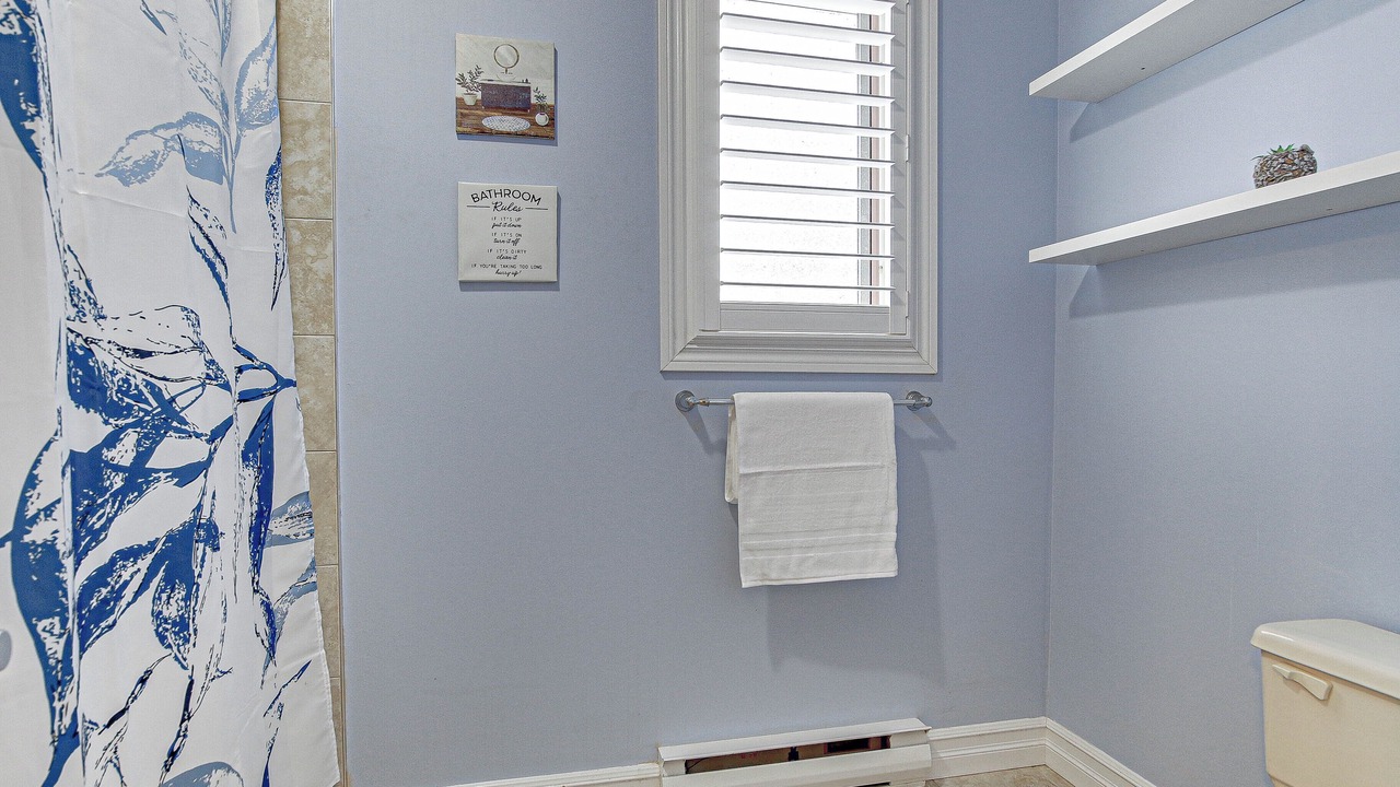 Photo of Bathroom in Grand Bend