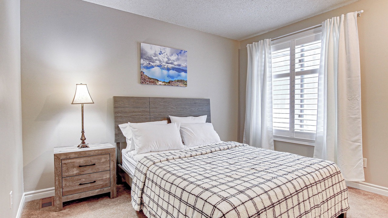 Photo of Bedroom in Grand Bend