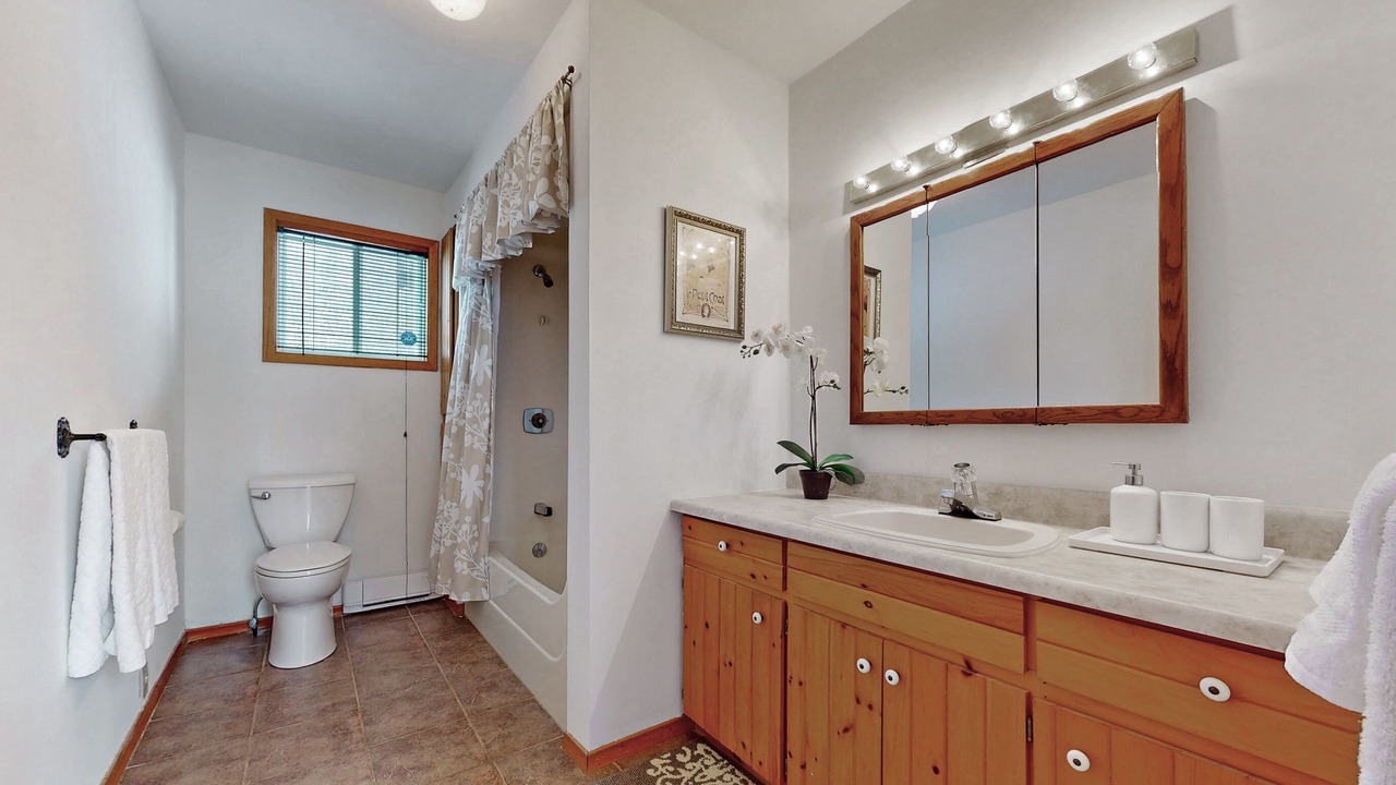 Photo of Bathroom in Katrine
