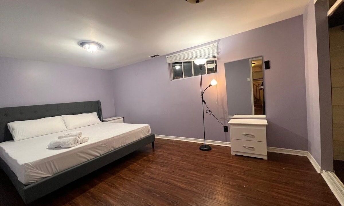 Photo of Bedroom in Port Credit