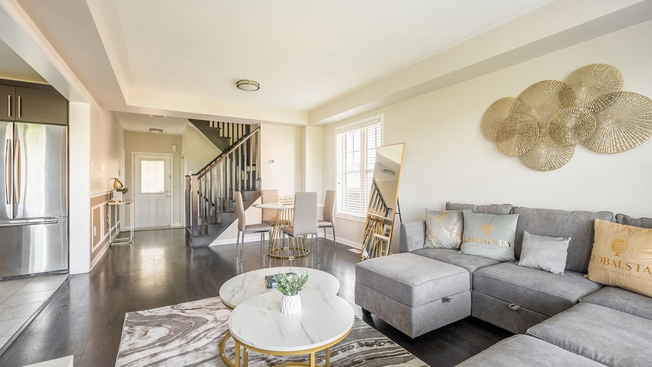 Photo of Livingroom in Brampton