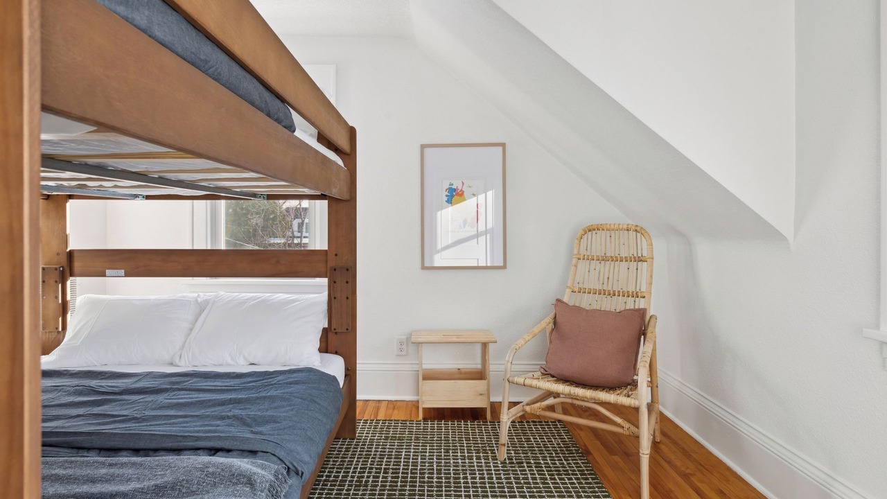 Photo of Bedroom in Linden Hills