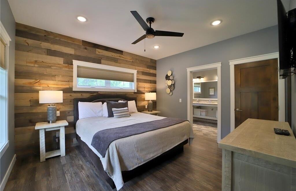 Photo of Bedroom in Pequot Lakes