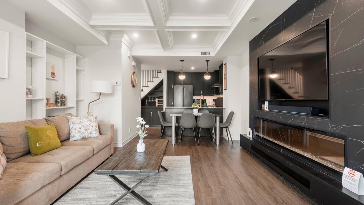 Photo of Livingroom in Long Branch