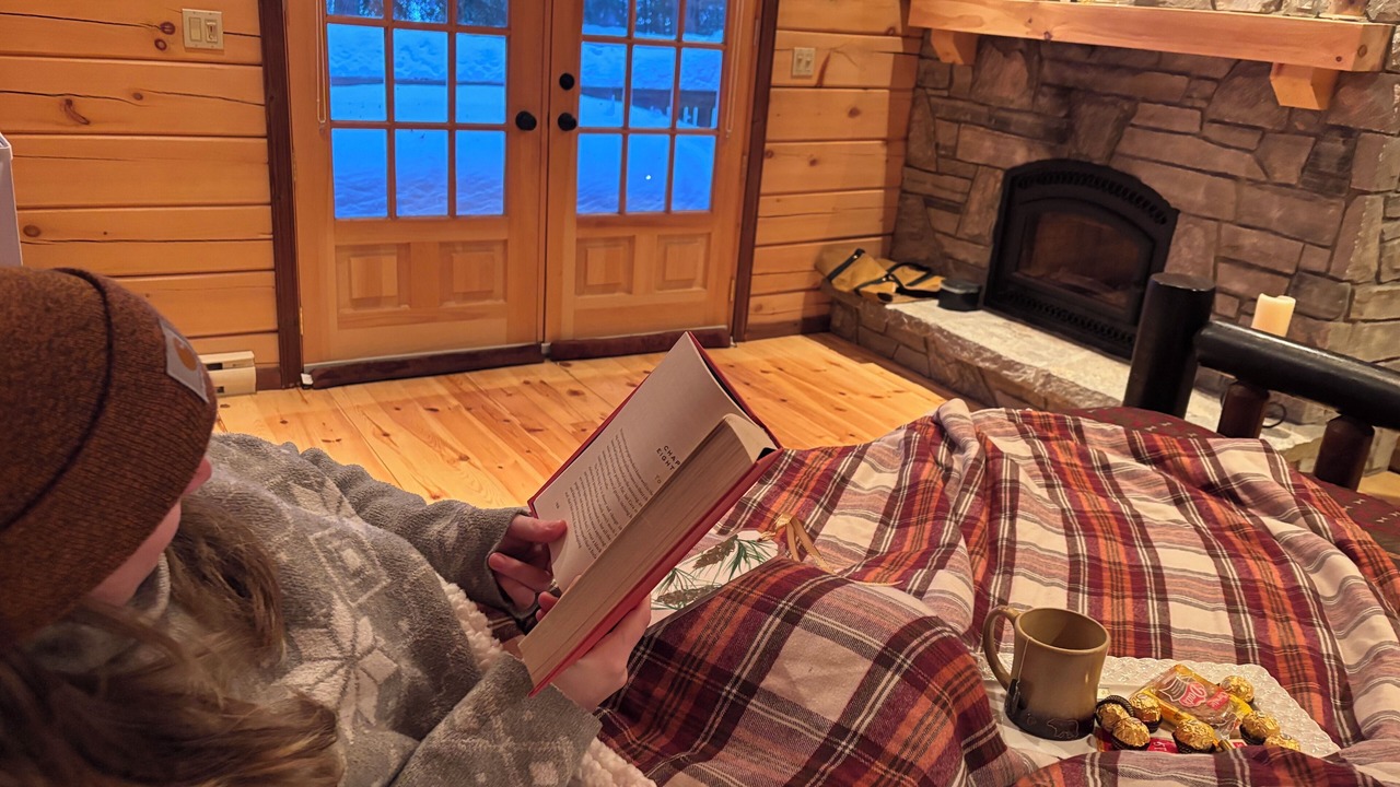 Photo of Livingroom in Algonquin Highlands