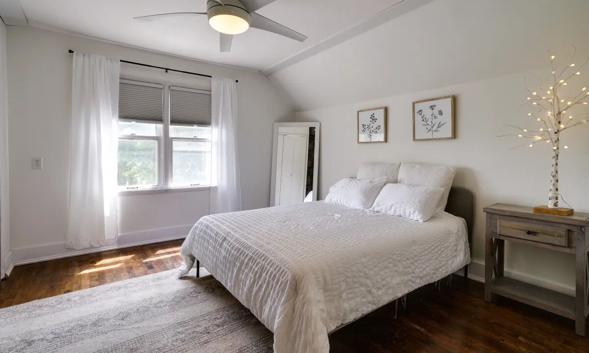Photo of Bedroom in Merriam Park