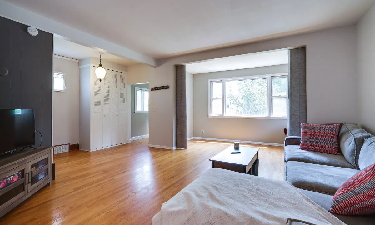 Photo of Livingroom in Merriam Park