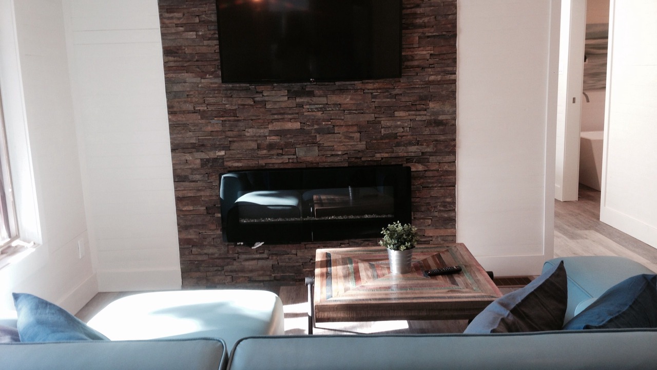 Photo of Livingroom in Lansdowne