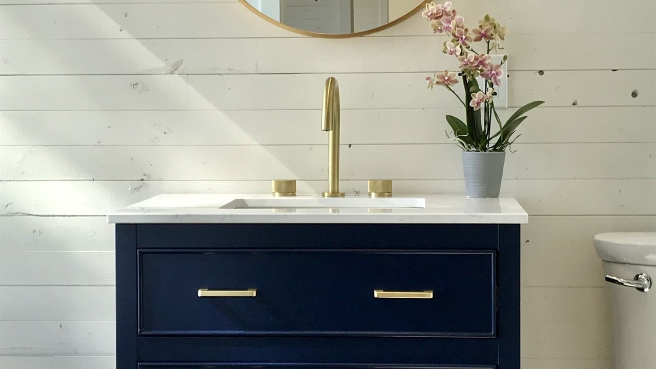 Photo of Bathroom in Lansdowne