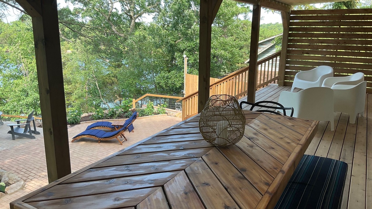 Photo of Outdoor in Lansdowne