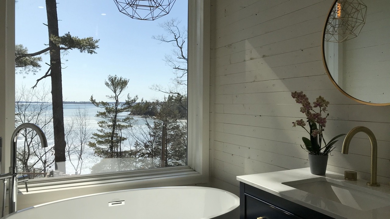 Photo of Bathroom in Lansdowne