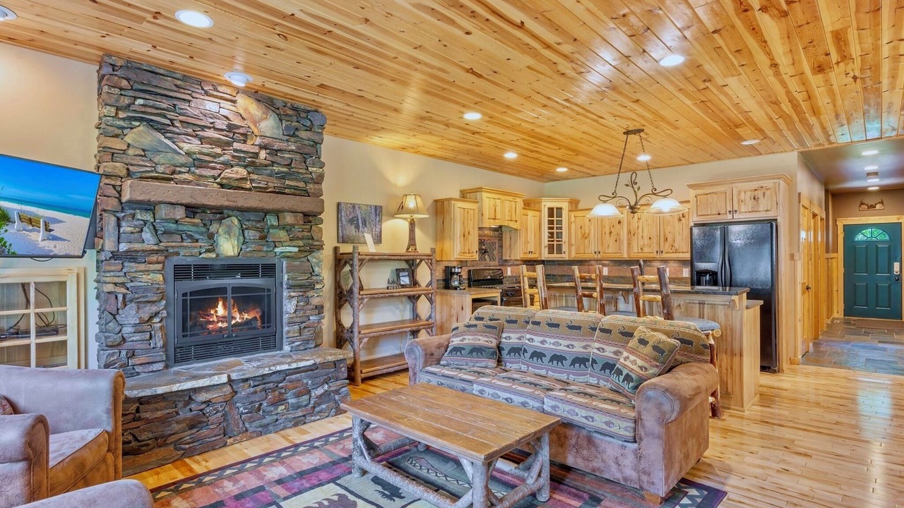 Photo of Livingroom in Pequot Lakes