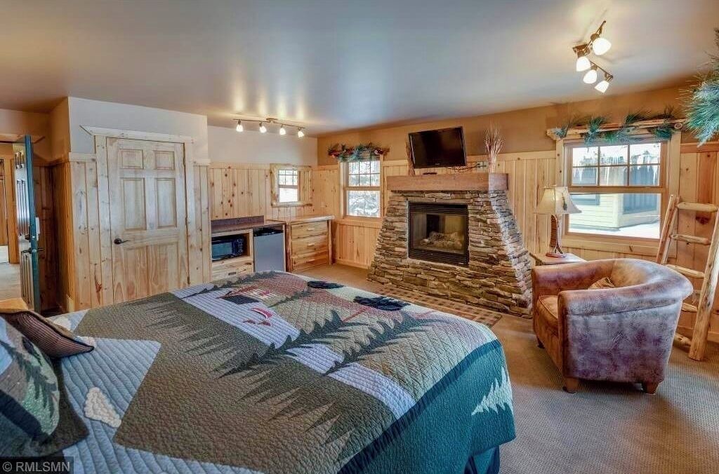 Photo of Bedroom in Pequot Lakes