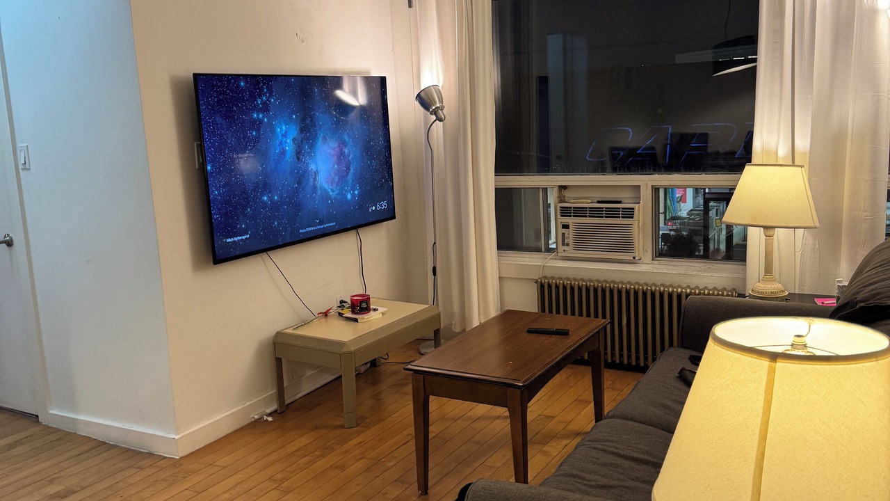 Photo of Livingroom in Mount Dennis