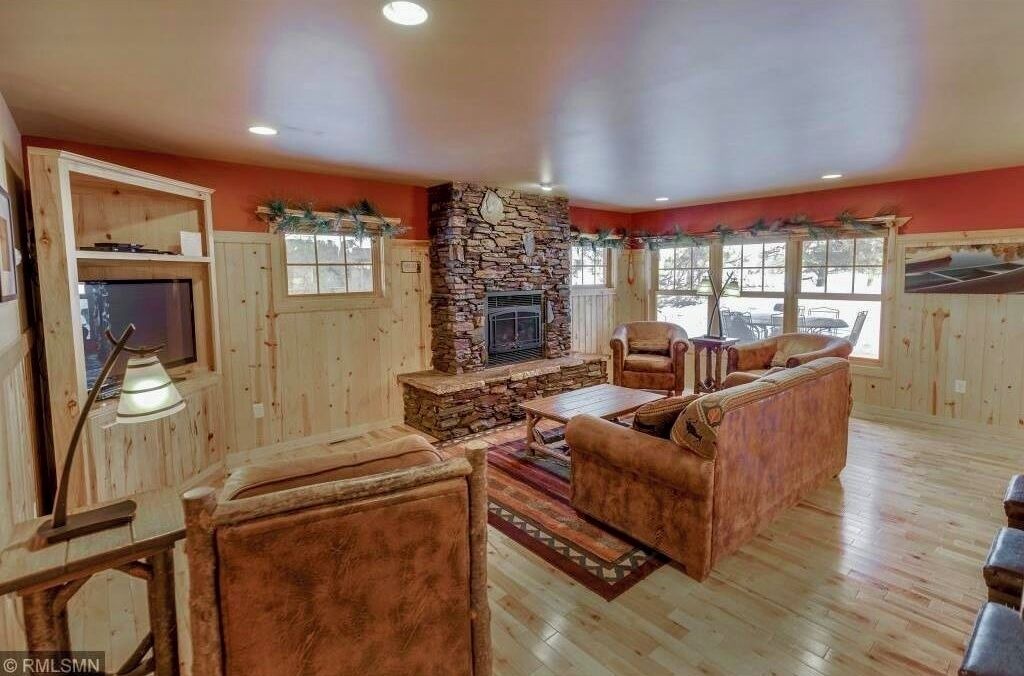 Photo of Livingroom in Pequot Lakes