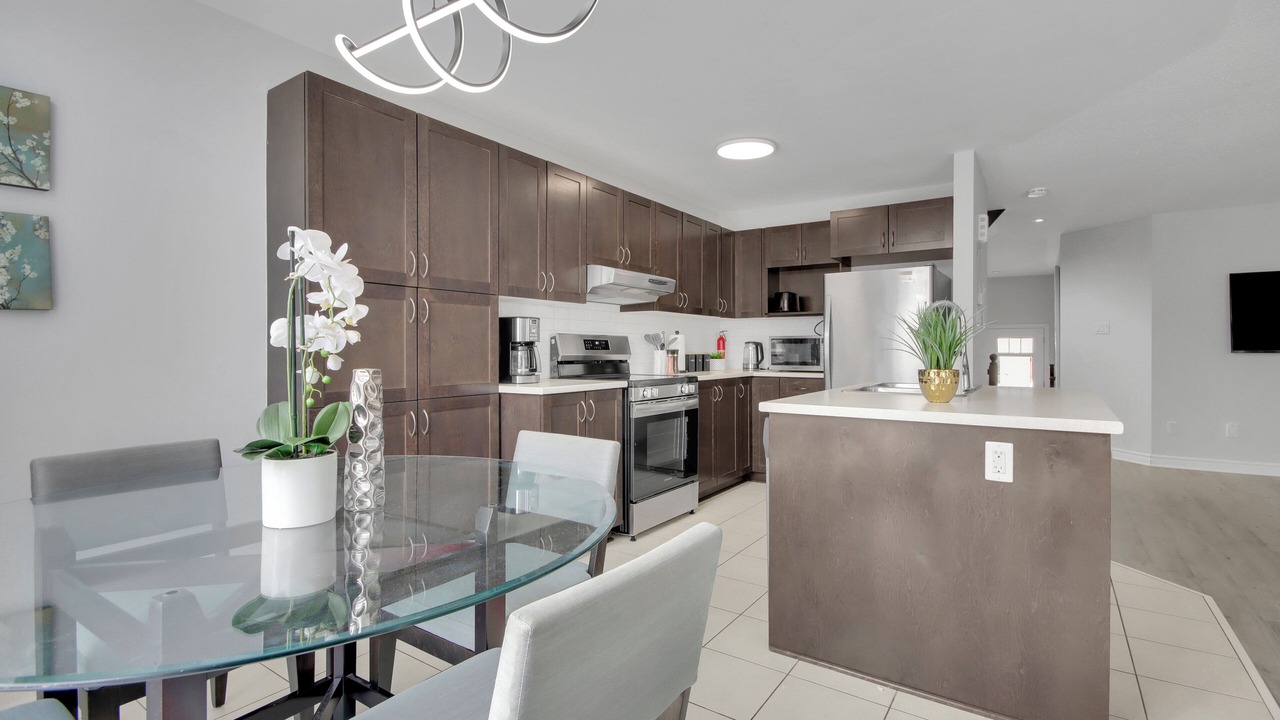 Photo of Kitchen in Ottawa Division
