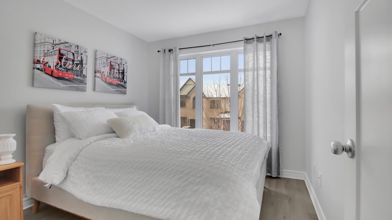 Photo of Bedroom in Ottawa Division