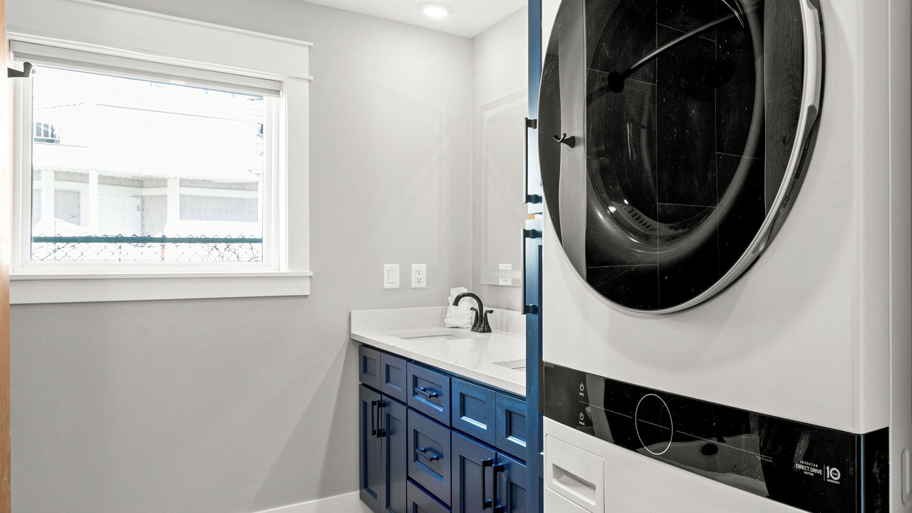 Photo of Bathroom in Park Point