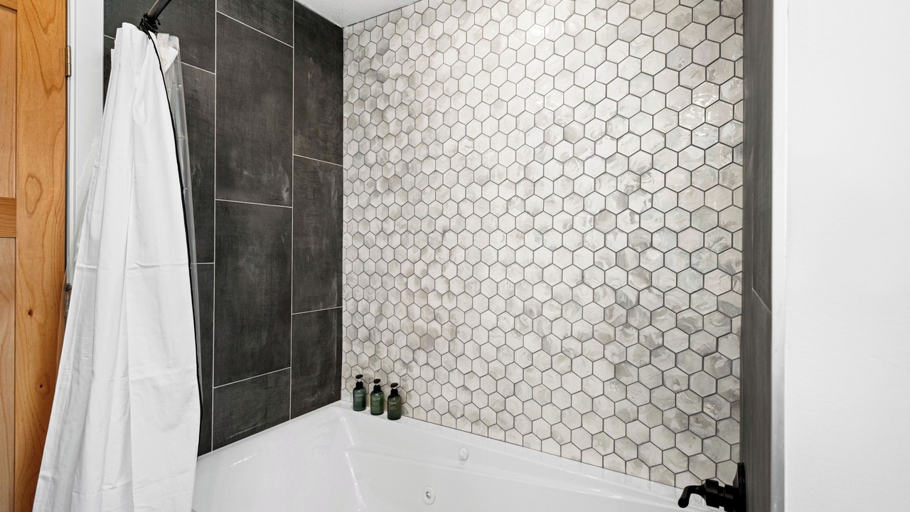 Photo of Bathroom in Park Point