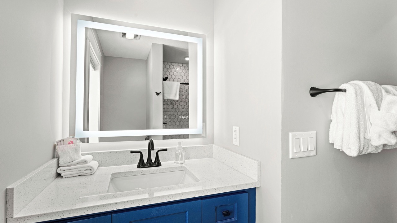 Photo of Bathroom in Park Point