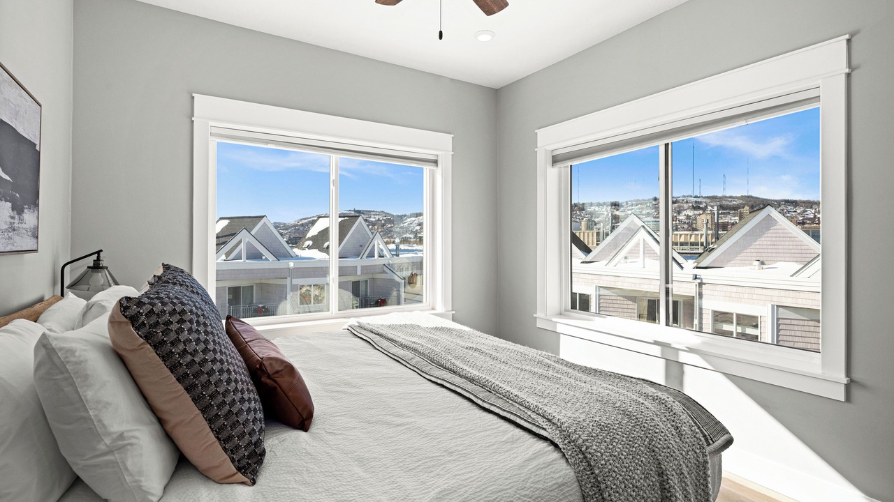 Photo of Bedroom in Park Point