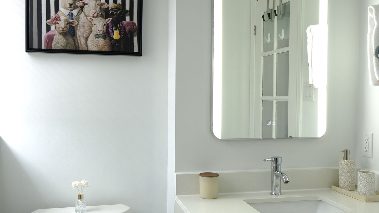 Photo of Bathroom in Applewood