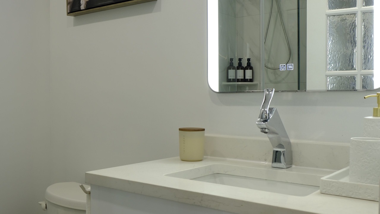 Photo of Bathroom in Applewood