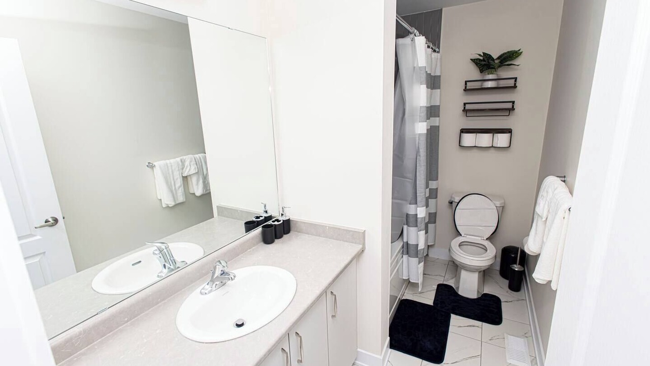 Photo of Bathroom in Welland