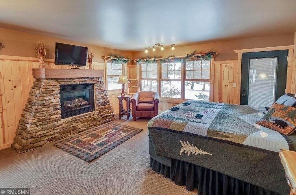 Photo of Bedroom in Pequot Lakes