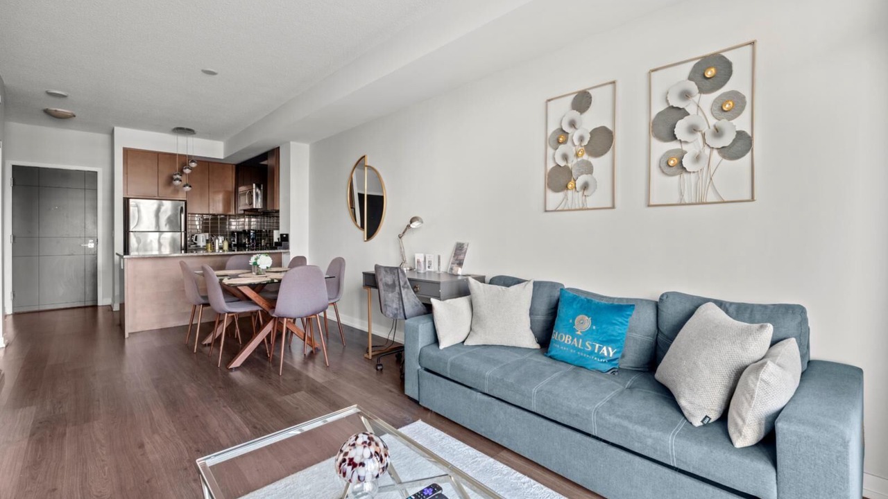 Photo of Livingroom in Mount Pleasant West