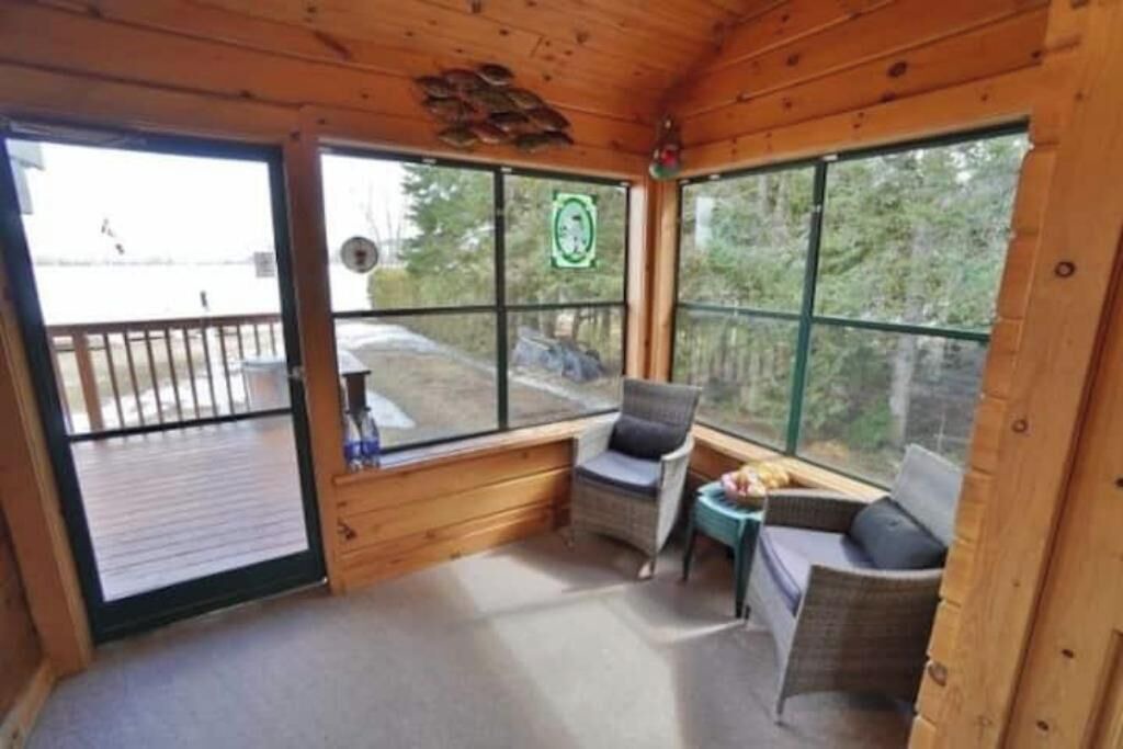 Photo of Livingroom in Hastings Highlands