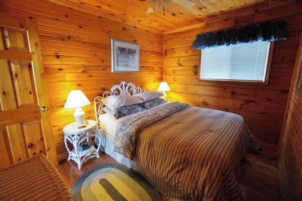 Photo of Bedroom in Hastings Highlands