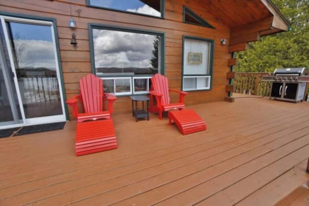 Photo of Patio Balcony in Hastings Highlands