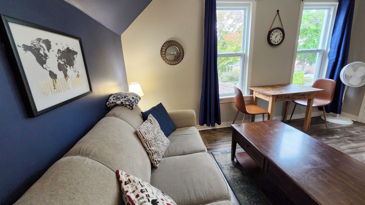 Photo of Livingroom in Sarnia