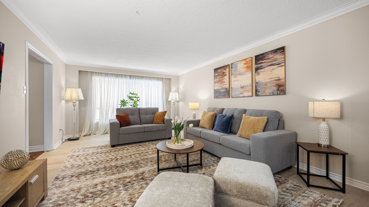 Photo of Livingroom in Halton Hills