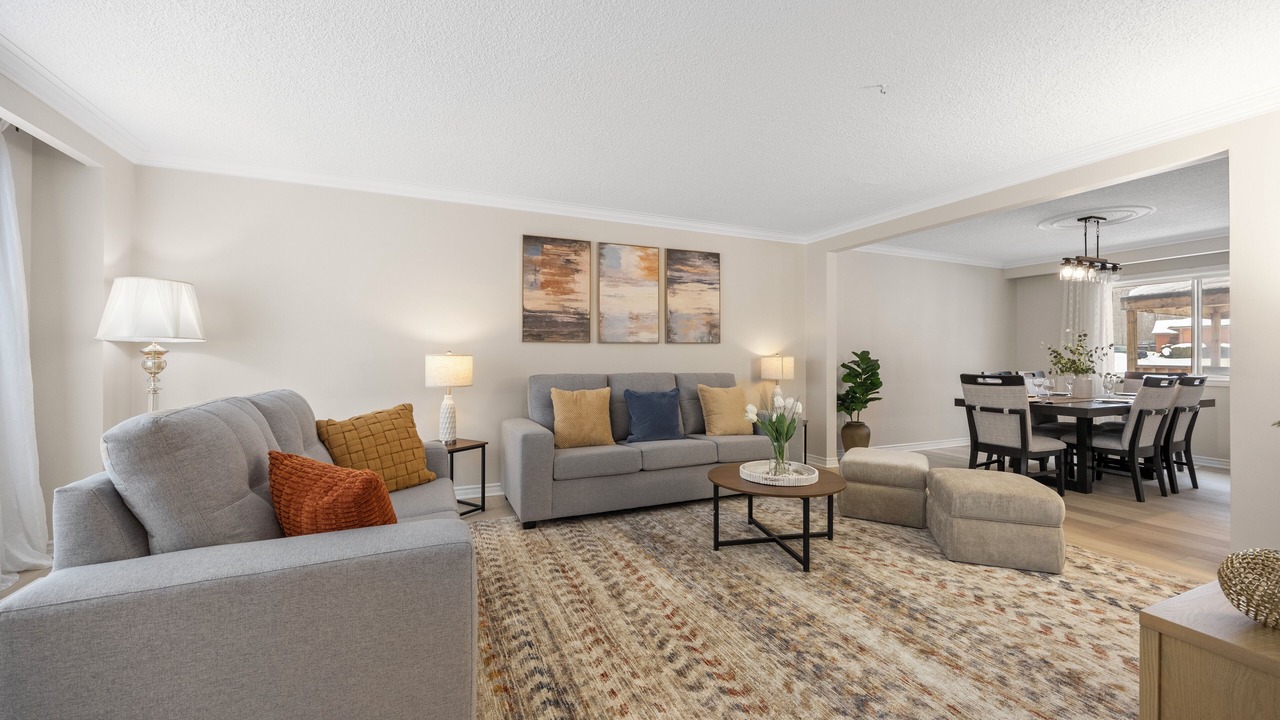 Photo of Livingroom in Halton Hills