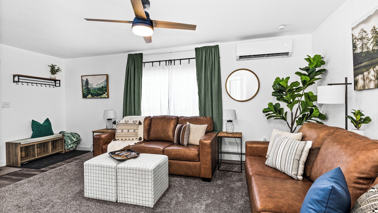 Photo of Livingroom in Two Harbors