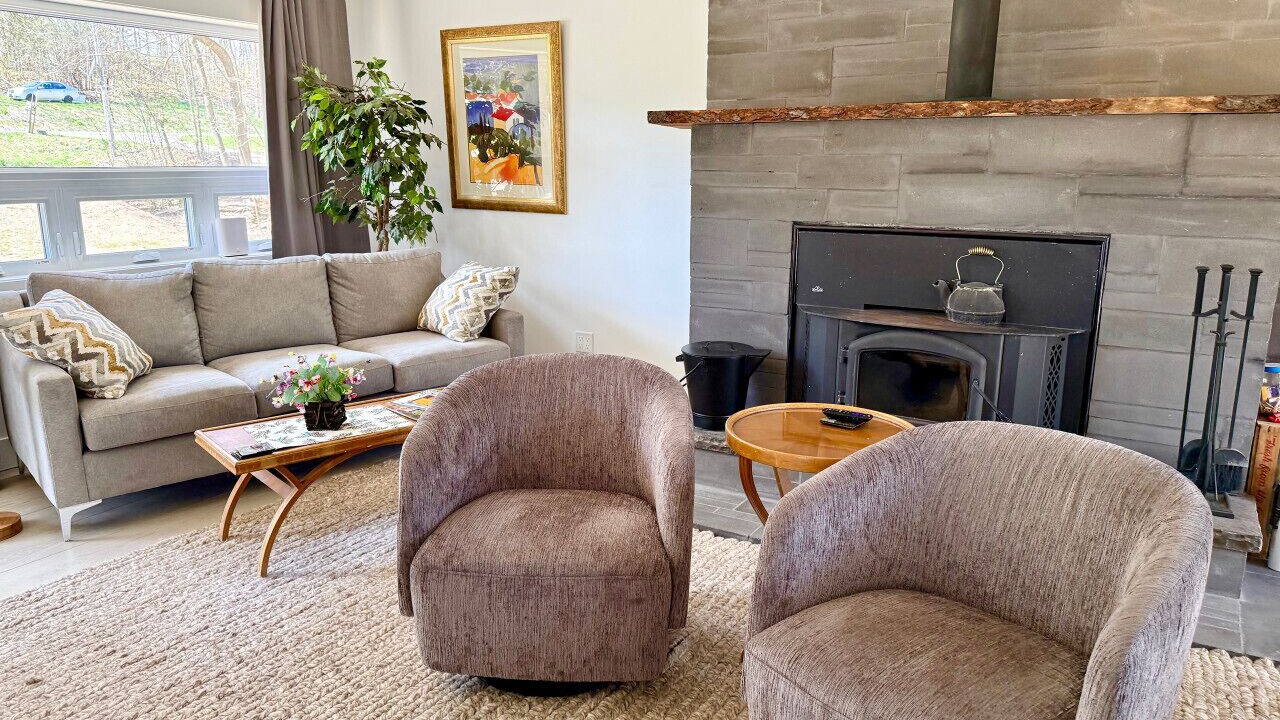 Photo of Livingroom in Meaford
