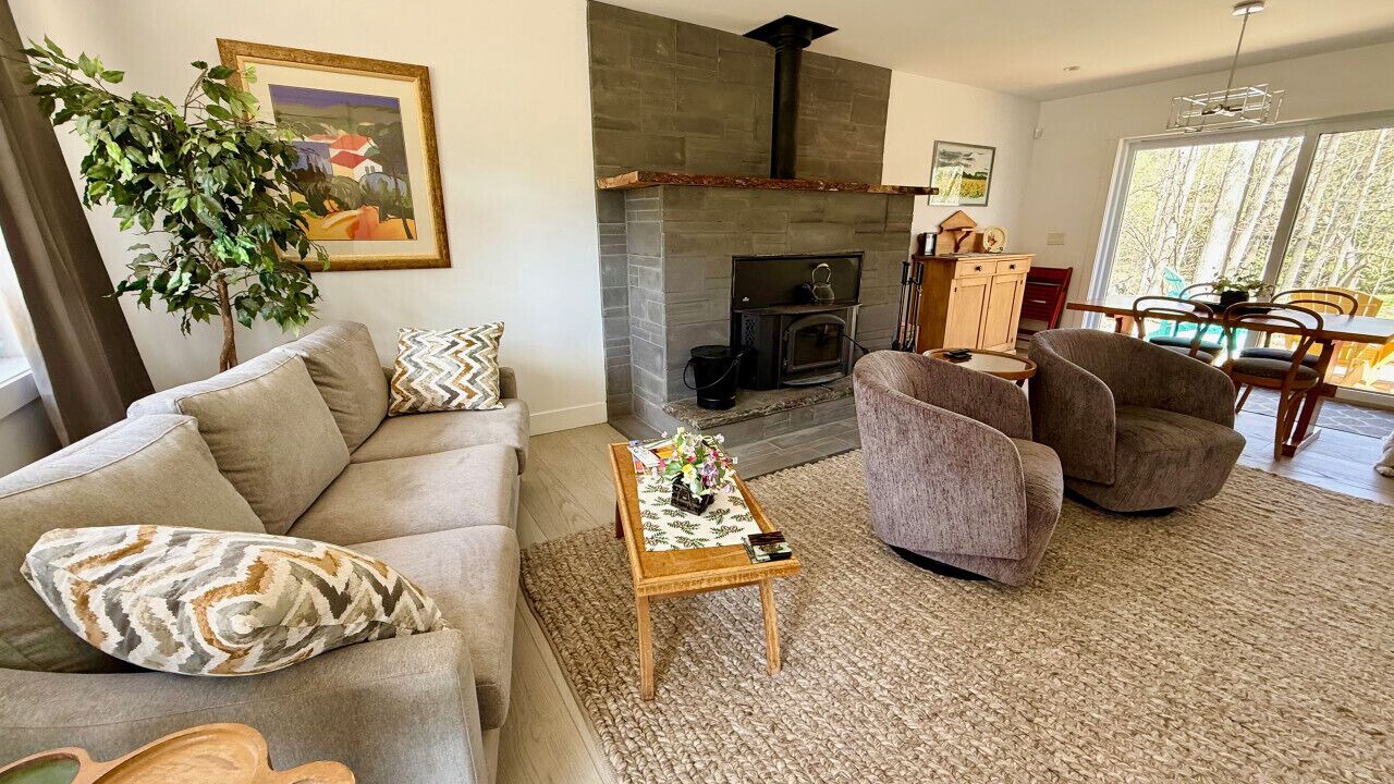 Photo of Livingroom in Meaford