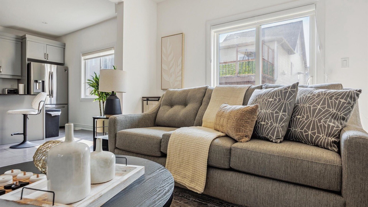 Photo of Livingroom in Innisfil