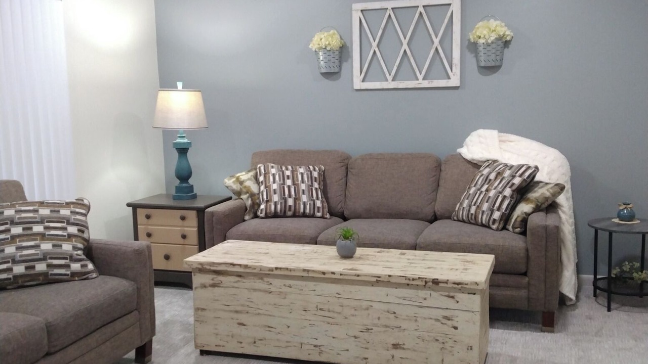 Photo of Livingroom in Pipestone Historic District